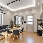 Etemis Naxos Down Town Apartment *