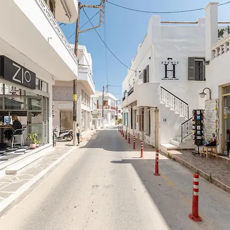 Etemis Naxos Down Town Lejlighed