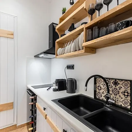 Etemis Naxos Down Town Lägenhet