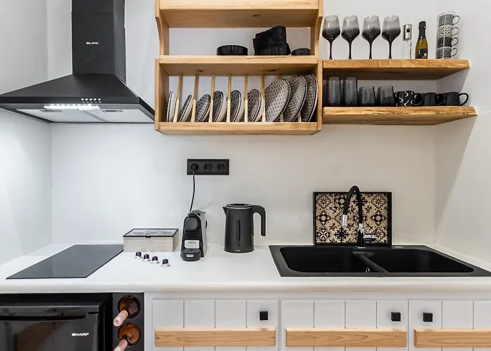 Etemis Naxos Down Town Daire