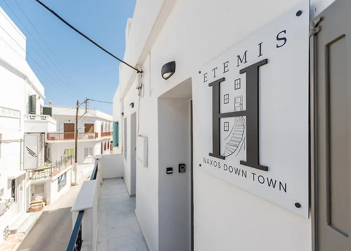 Etemis Naxos Down Town * Naxos City